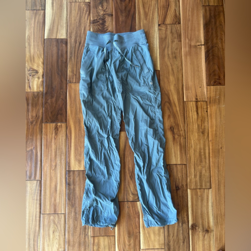 Lululemon Athletica Dance Studio Pant Full Length Belgian Blue Size 2 Unlined